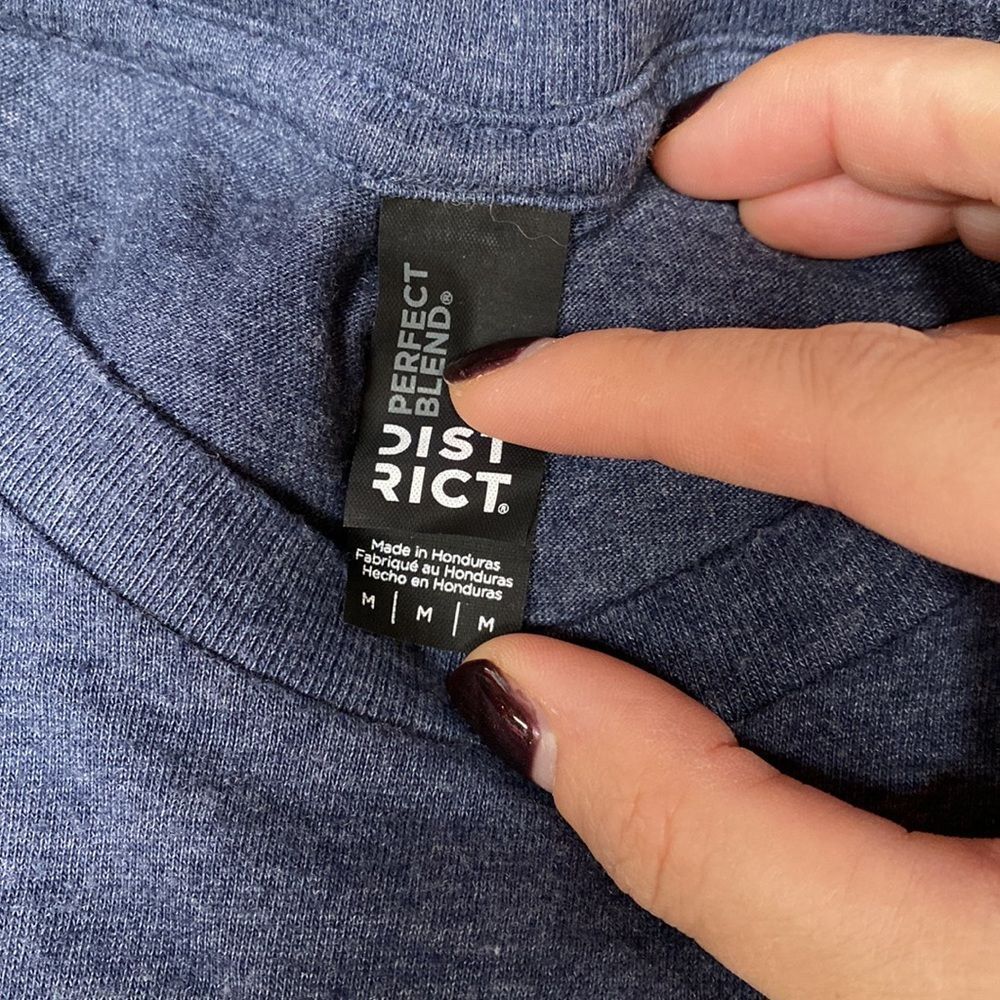 District perfect blend graphic tee - Picture 6 of 8